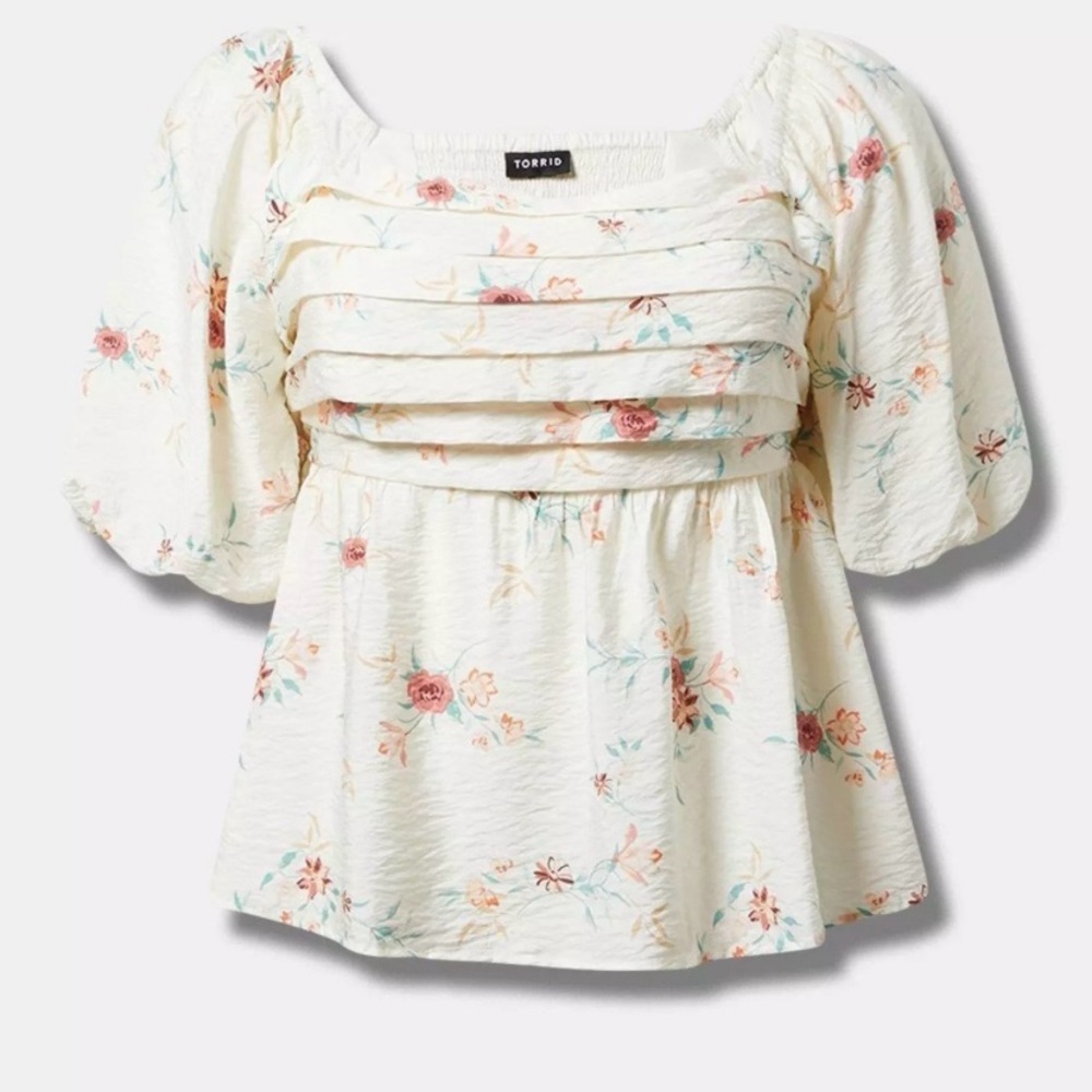 Torrid Ruched Puff Sleeve Top Size 0